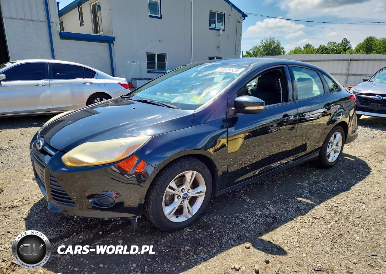 2013 Ford Focus Se VIN:1FADP3F2XDL216147 - 1