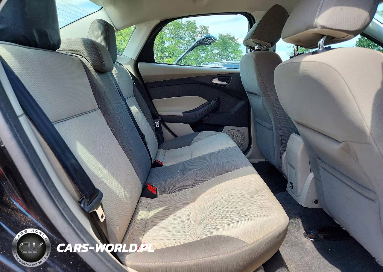 2013 Ford Focus Se VIN:1FADP3F2XDL216147 - 10