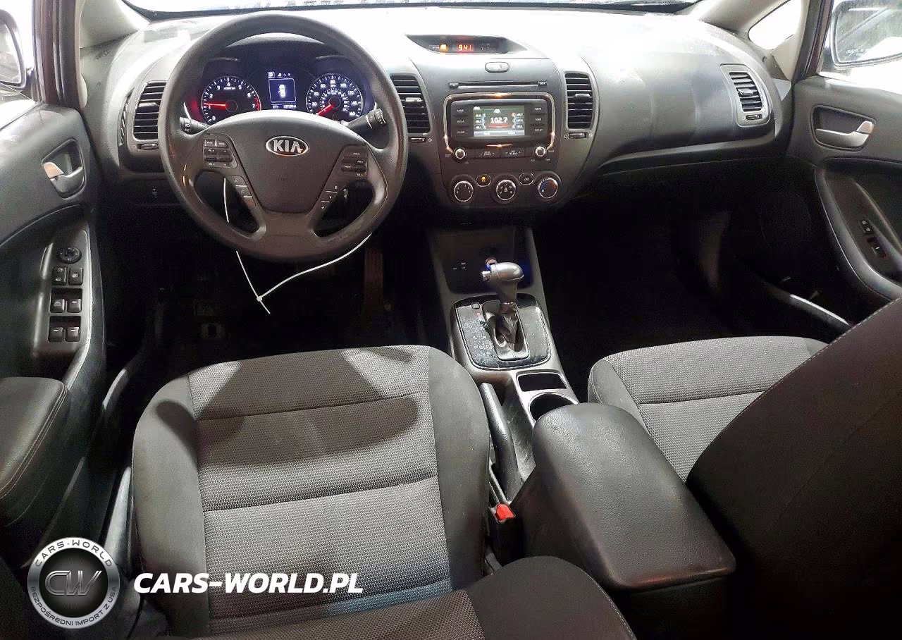 2018 Kia Forte Lx VIN:3KPFK4A75JE272897 - 8