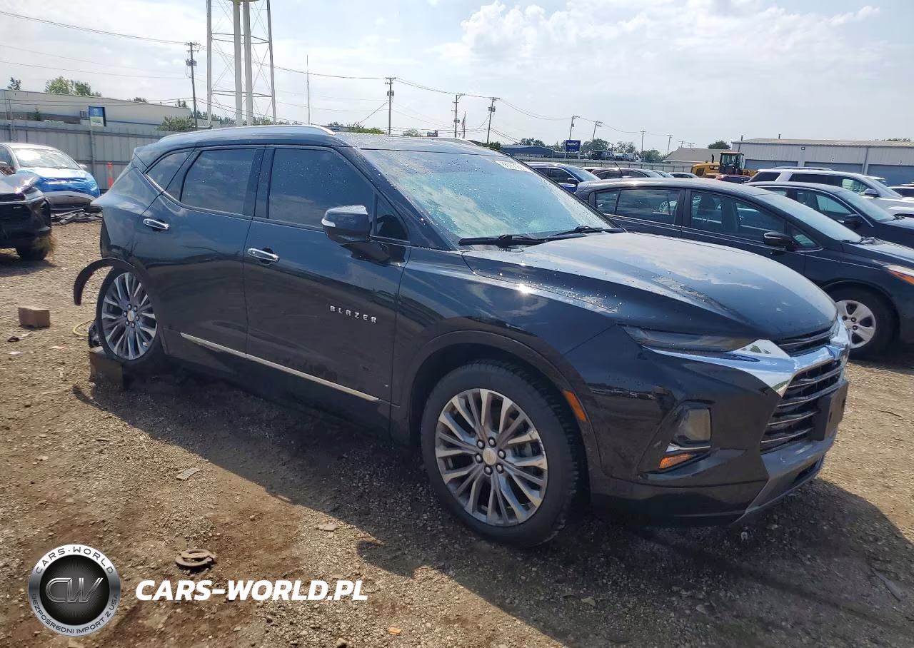 2020 Chevrolet Blazer Premier VIN:3GNKBLRS2LS633645 - 4