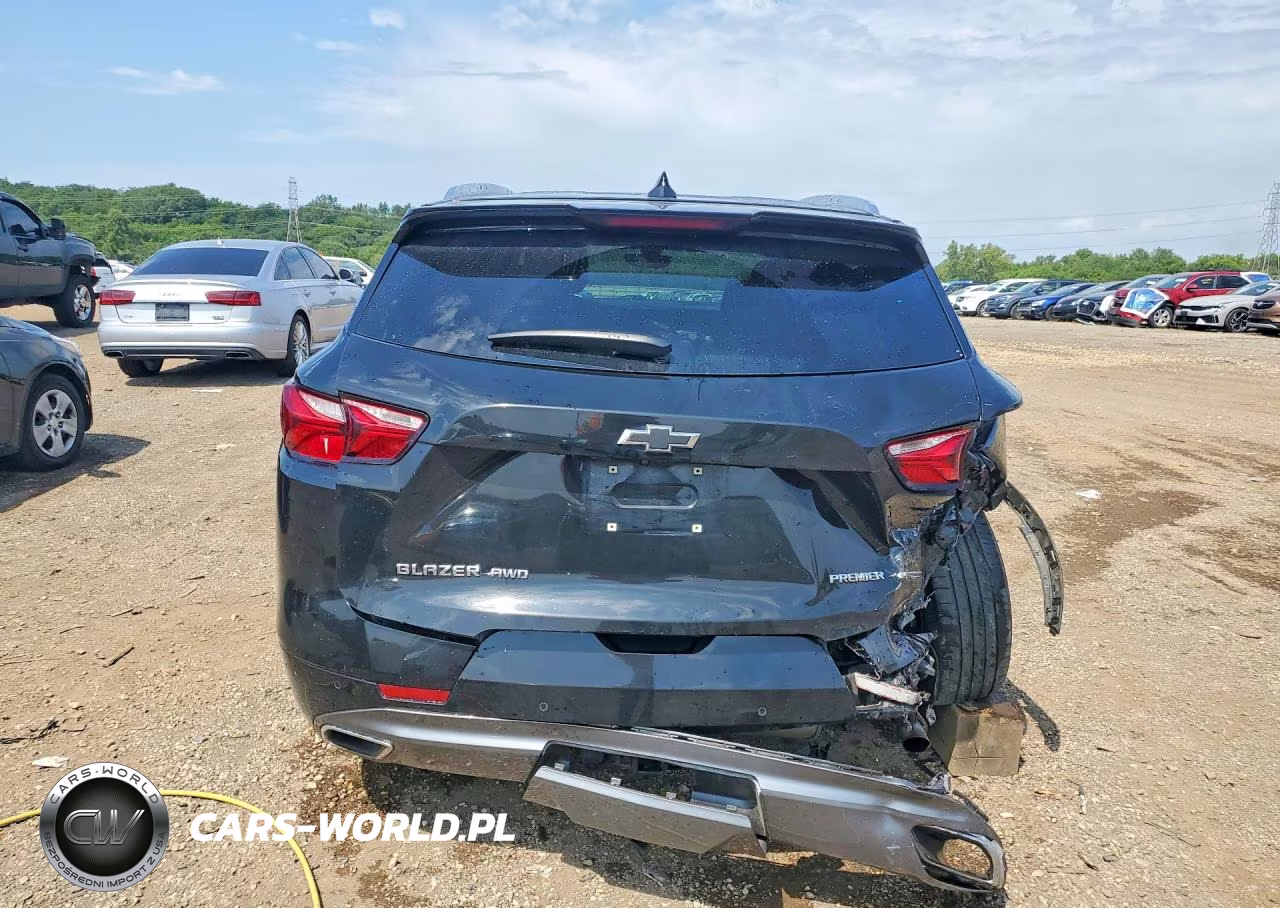 2020 Chevrolet Blazer Premier VIN:3GNKBLRS2LS633645 - 6