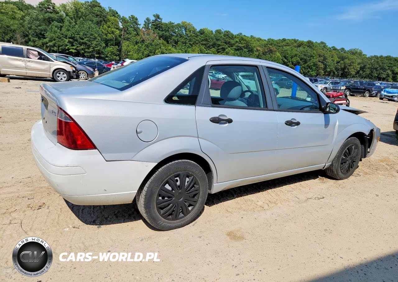 2005 Ford Focus Zx4 VIN:1FAFP34N95W236914 - 3