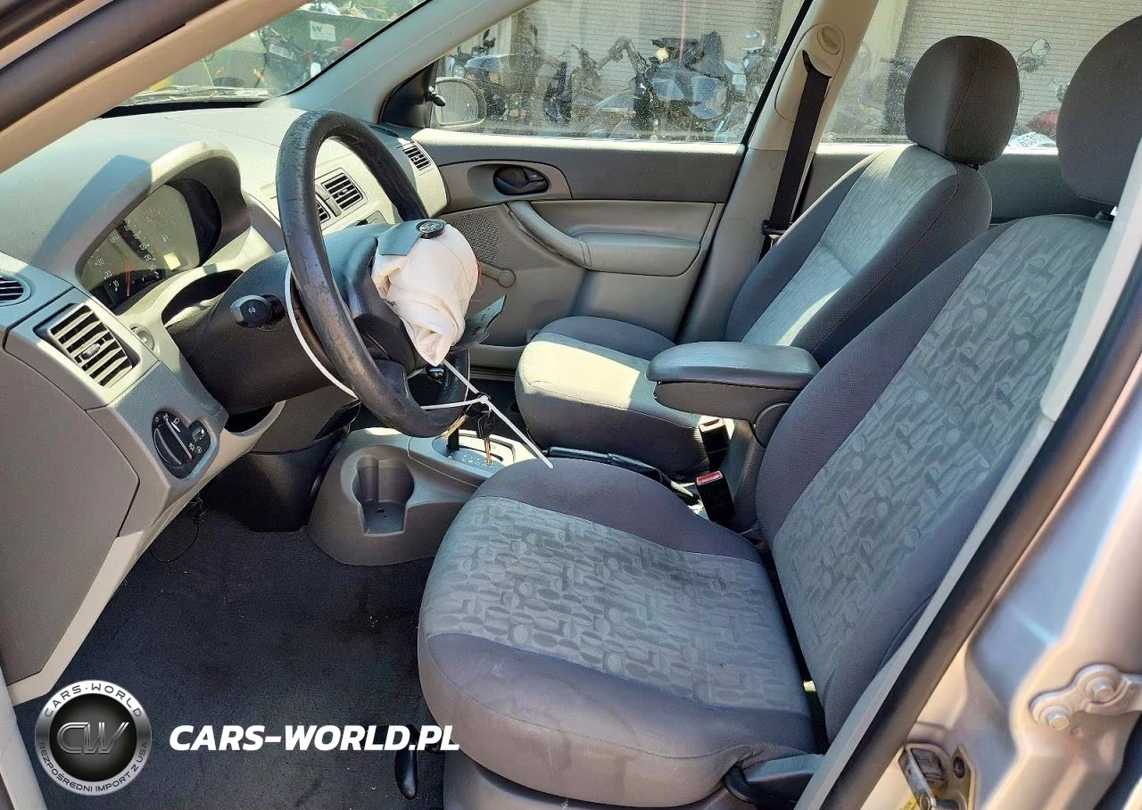 2005 Ford Focus Zx4 VIN:1FAFP34N95W236914 - 7
