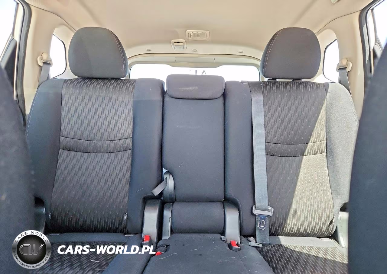 2020 Nissan Rogue S VIN:5N1AT2MV0LC763017 - 10