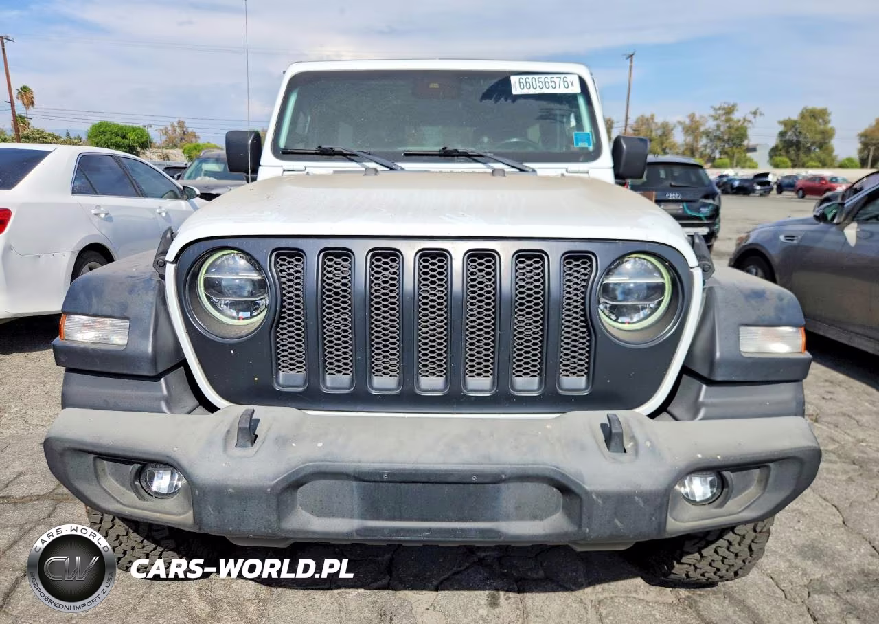 2020 Jeep Wrangler Unlimited Sport VIN:1C4HJXDG5LW293640 - 5