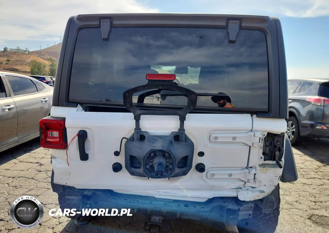 2020 Jeep Wrangler Unlimited Sport VIN:1C4HJXDG5LW293640 - 6