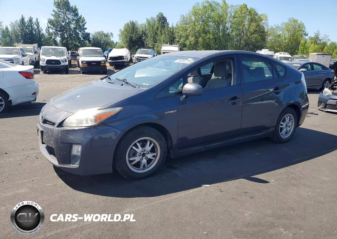 2011 Toyota Prius Three
