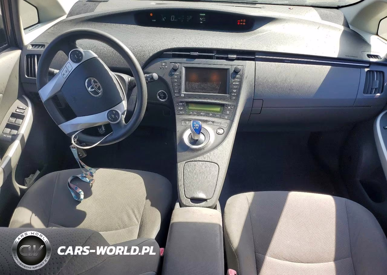 2011 Toyota Prius Three VIN:JTDKN3DU8B0316869 - 8