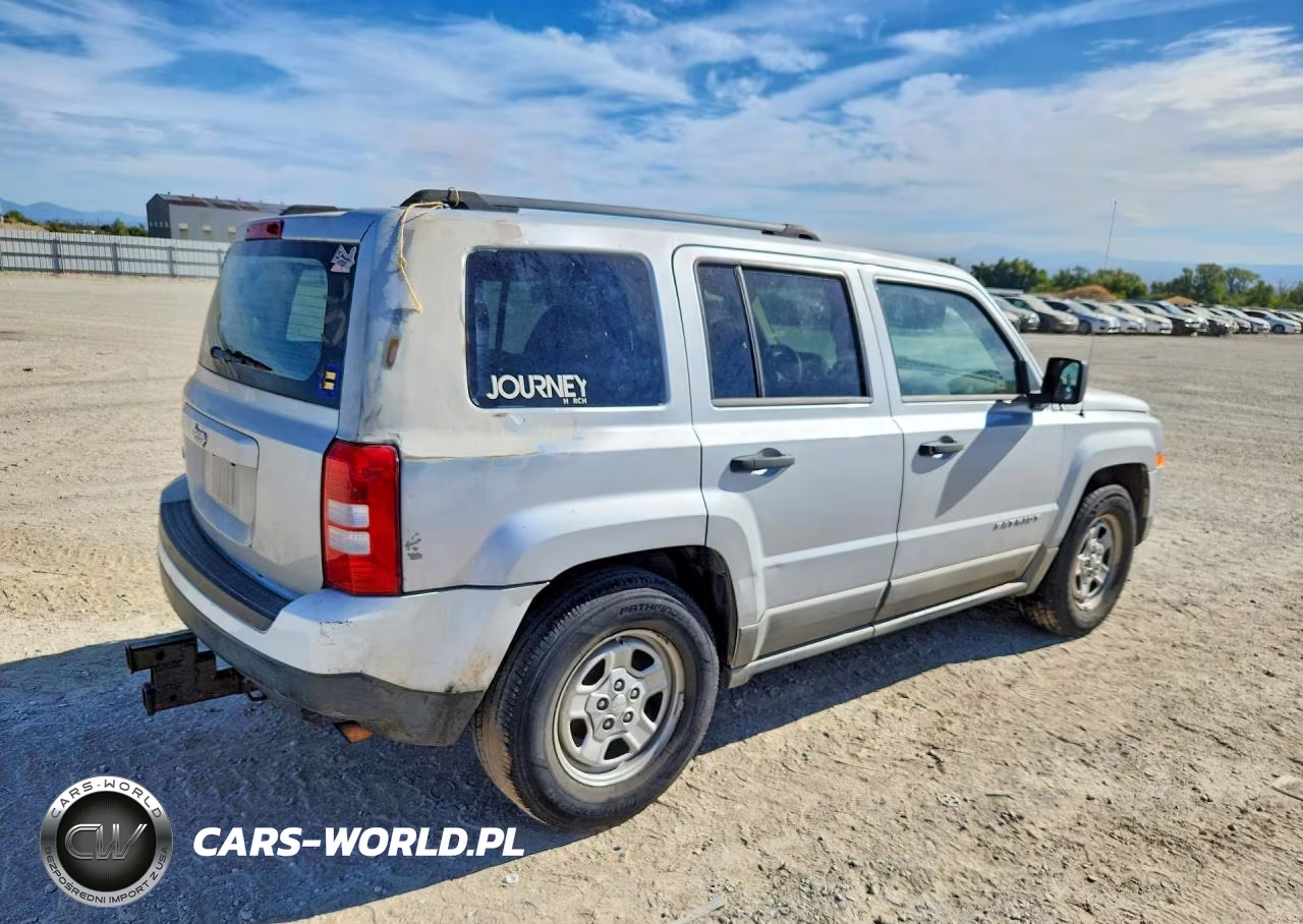 2011 Jeep Patriot Sport VIN:1J4NT1GA1BD102849 - 3