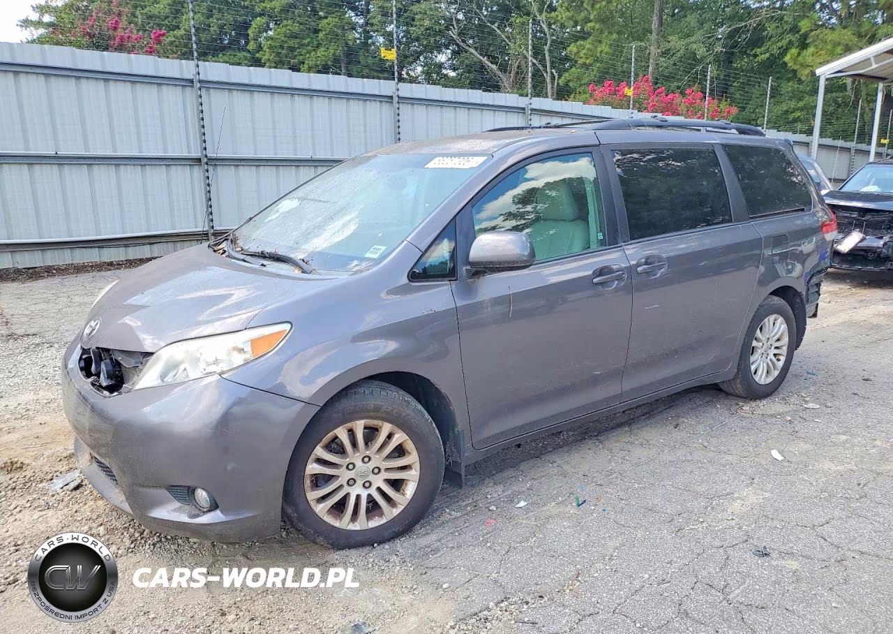 2014 Toyota Sienna Xle 8-Passenger VIN:5TDYK3DC0ES486882 - 1