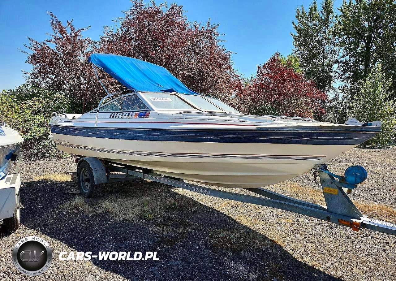 1985 Bayliner Boat