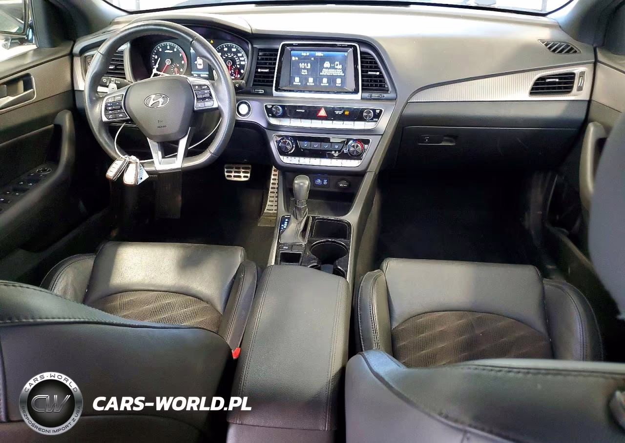 2018 Hyundai Sonata Sport VIN:5NPE34AF7JH674769 - 8