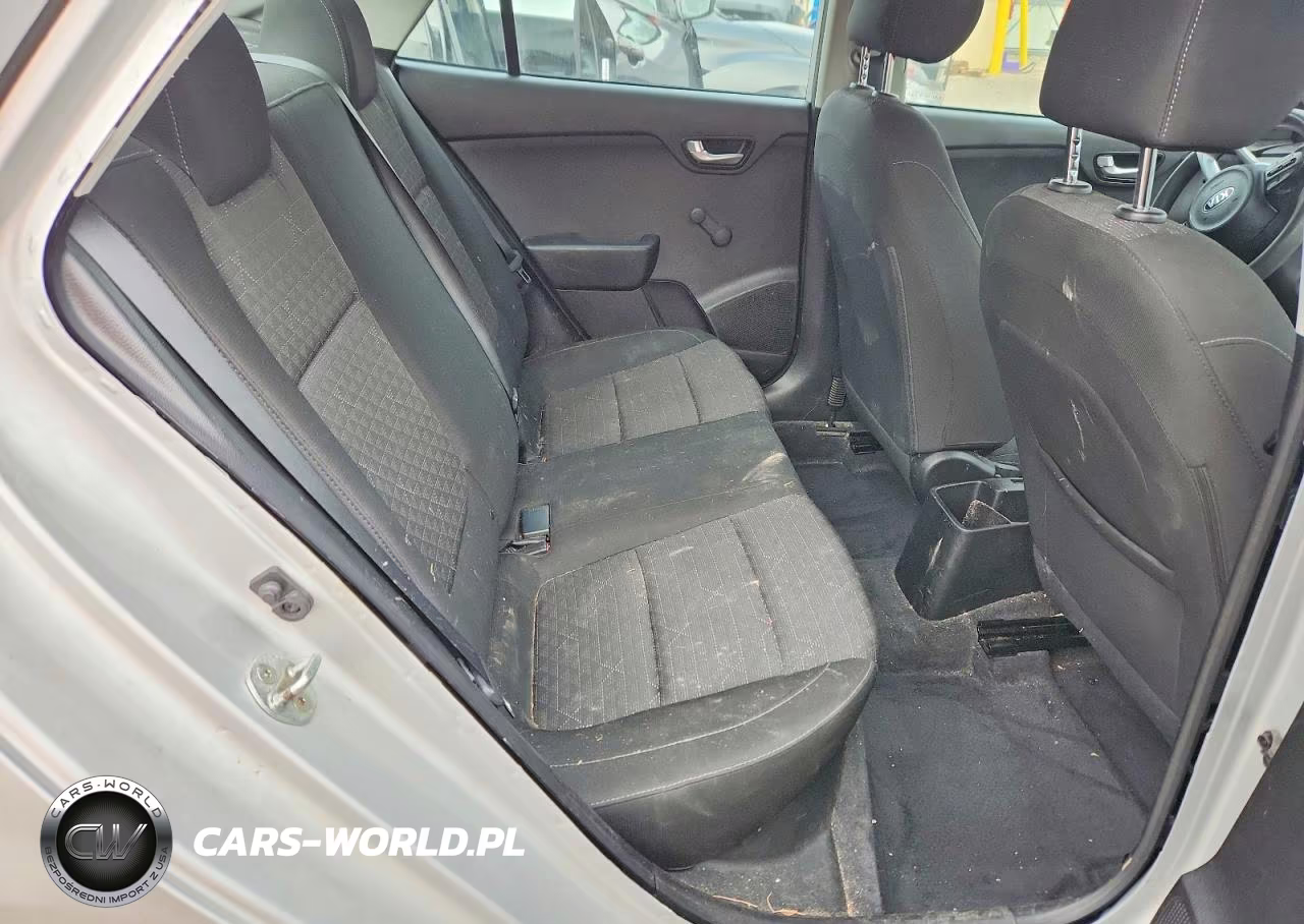 2018 Kia Rio Lx VIN:3KPA24AB7JE133272 - 10