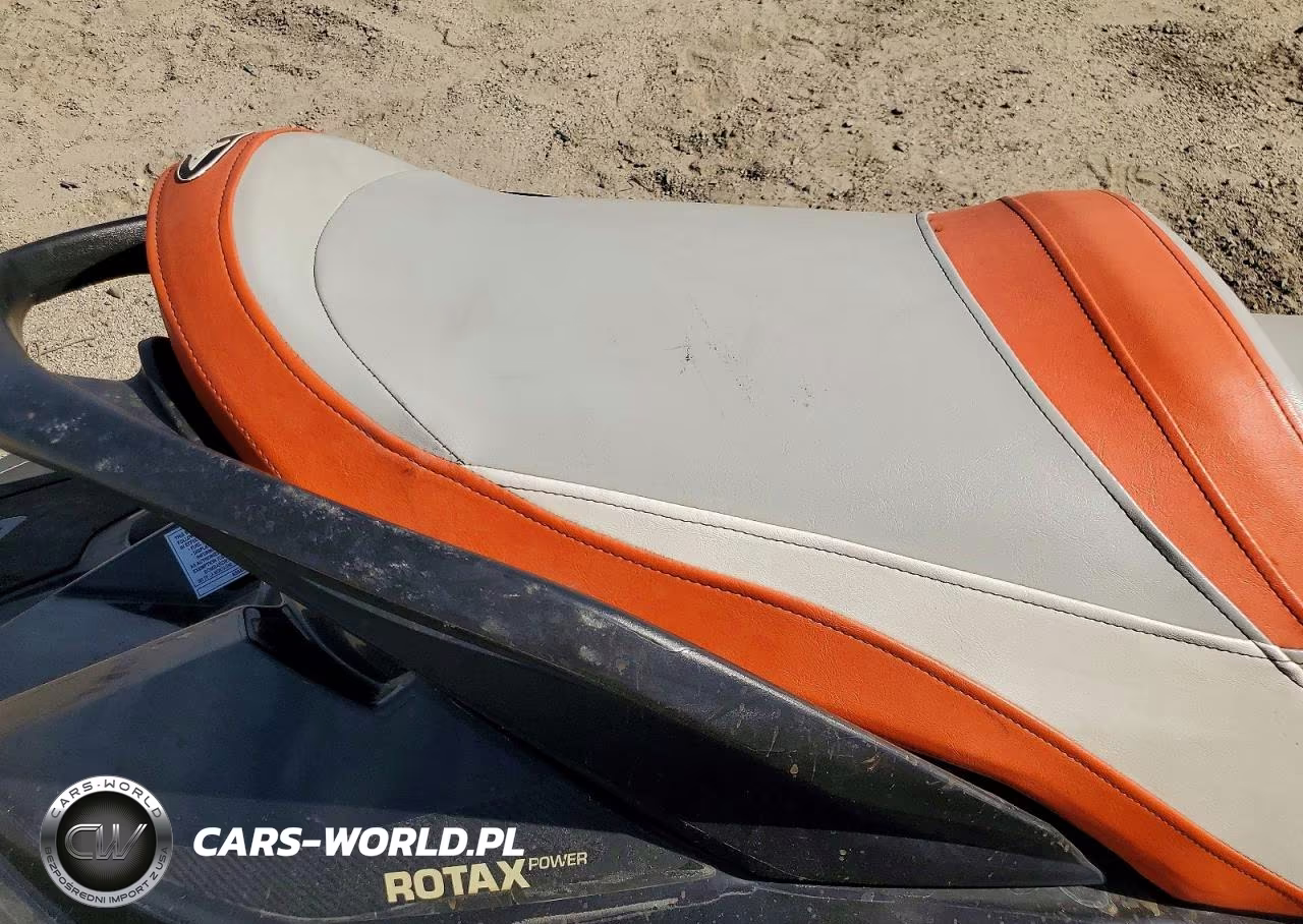 2014 Sea-Doo Gtr 215 Jet Ski VIN:YDV46032A414 - 6
