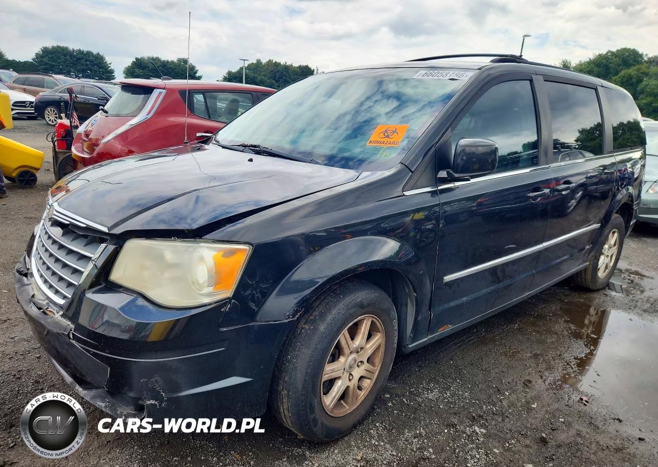 2010 Chrysler Town & Country Touring