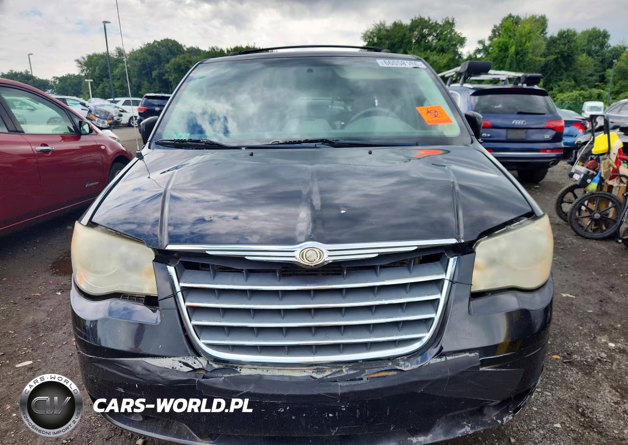 2010 Chrysler Town & Country Touring VIN:2A4RR5D10AR198674 - 5
