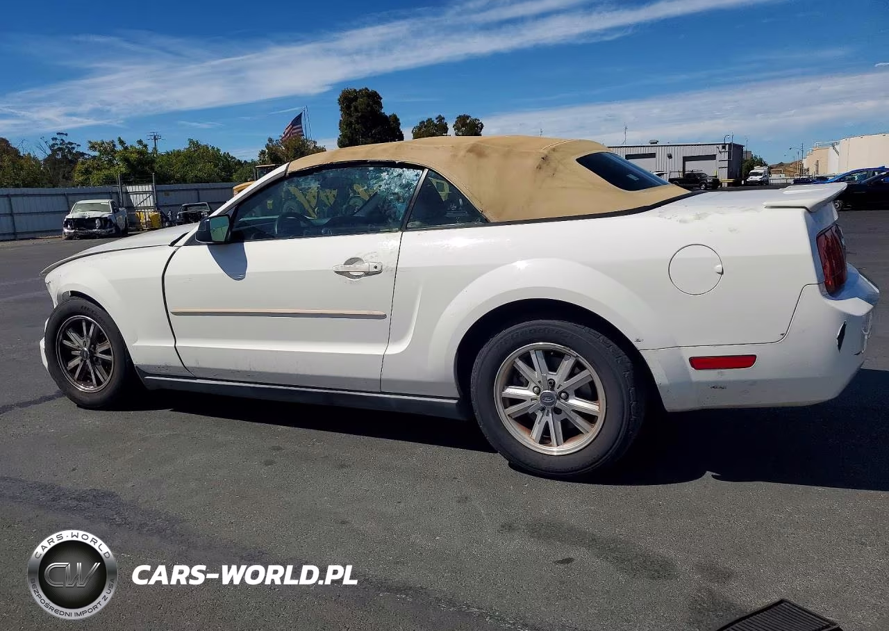 2007 Ford Mustang VIN:1ZVFT84N975307652 - 2