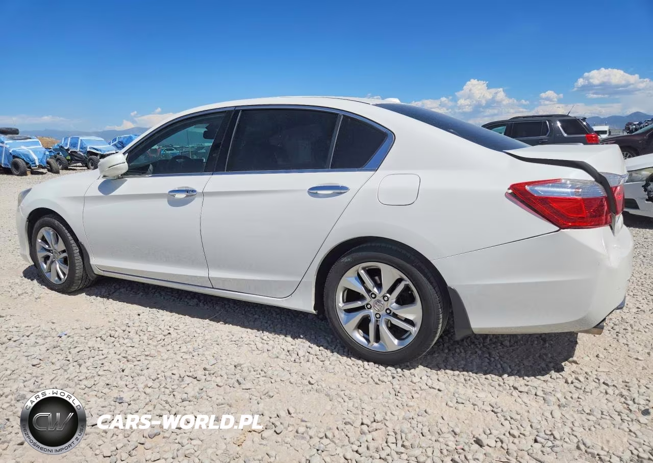 2015 Honda Accord Touring VIN:1HGCR3F91FA004086 - 2