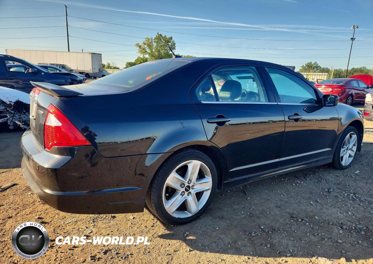 2010 Ford Fusion Sport VIN:3FAHP0KC4AR421569 - 3