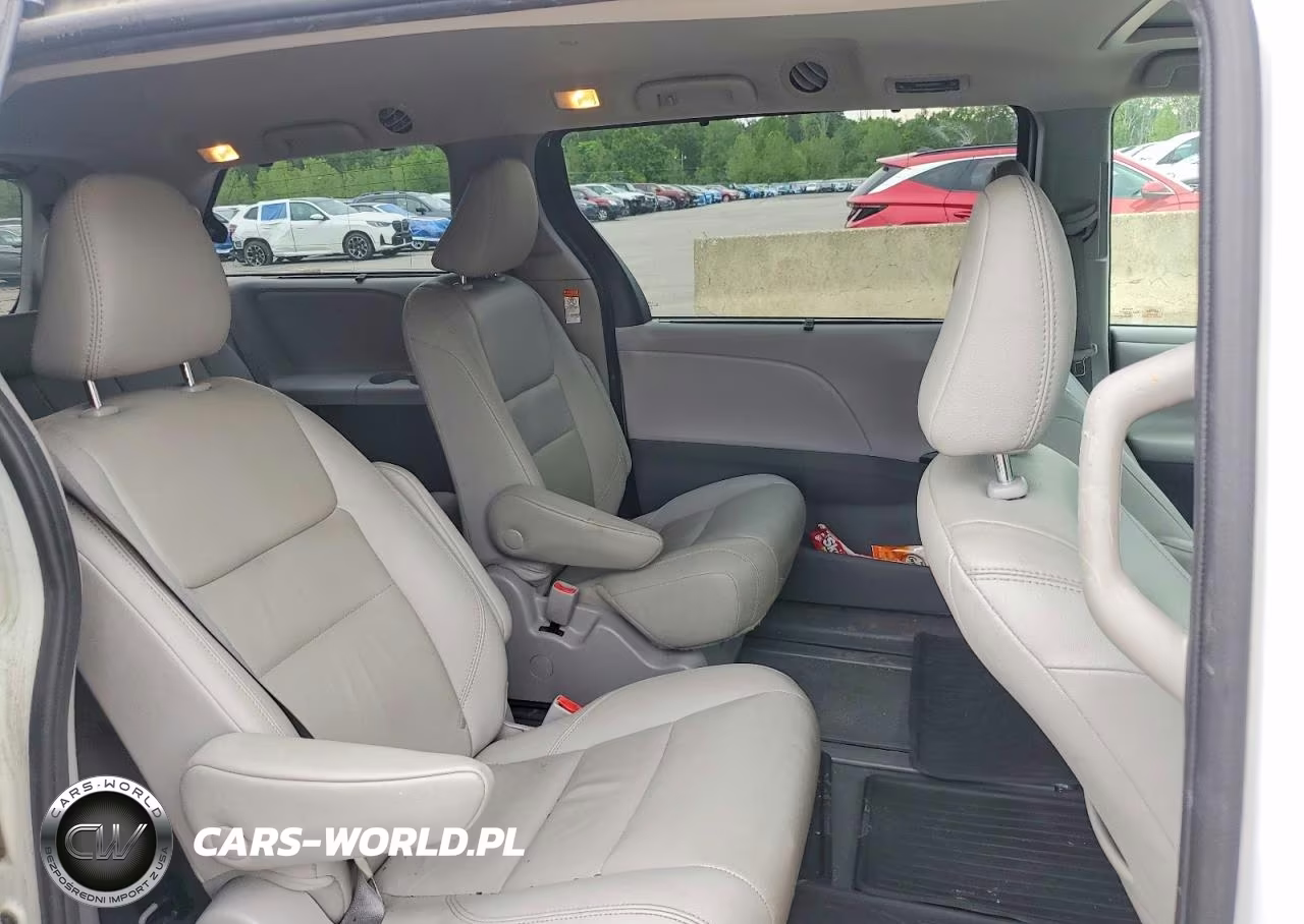 2020 Toyota Sienna Xle 7-Passenger VIN:5TDDZ3DC6LS242077 - 11