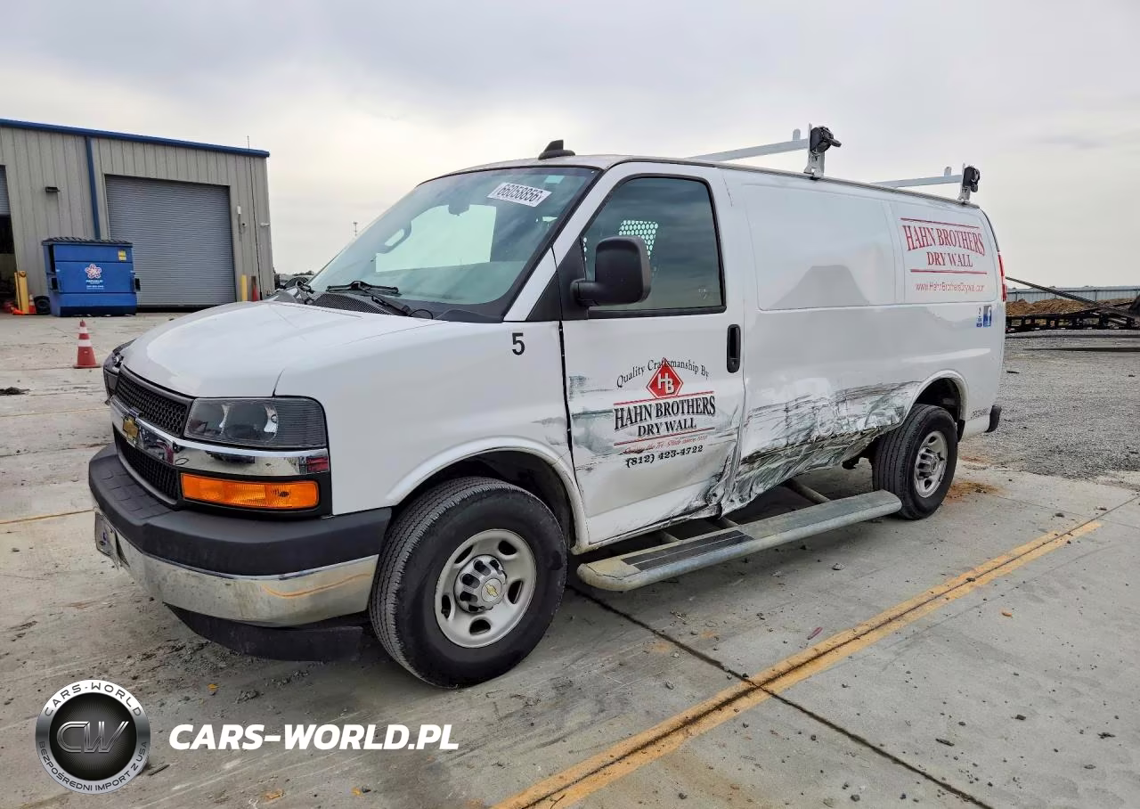 2022 Chevrolet Express G2500 VIN:1GCWGAFP7N1179915 - 1