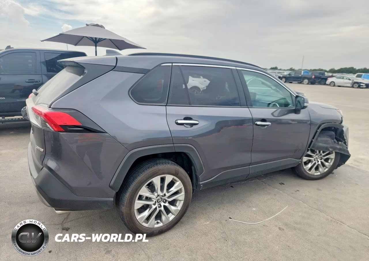 2025 Toyota Rav4 Limited VIN:2T3Y1RFV0SC347982 - 3