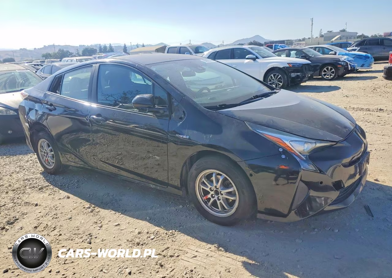 2018 Toyota Prius Two VIN:JTDKBRFU8J3074350 - 4