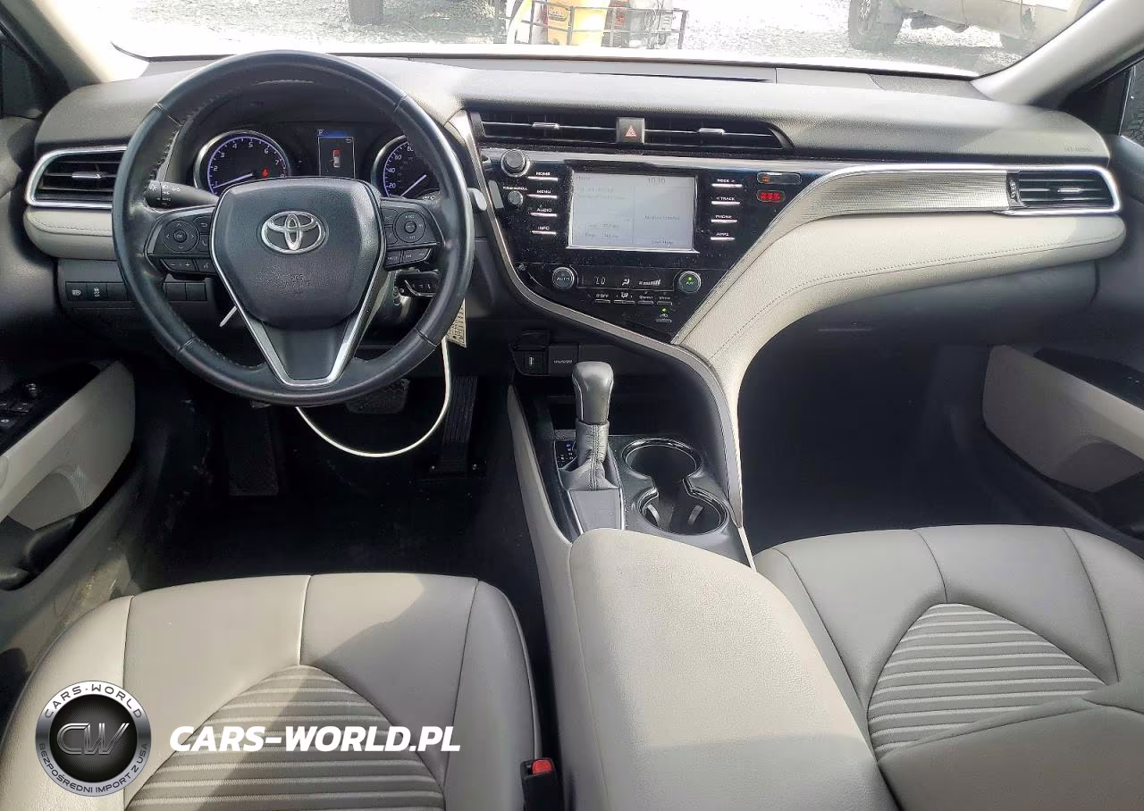 2018 Toyota Camry Se VIN:4T1B11HK5JU649963 - 8