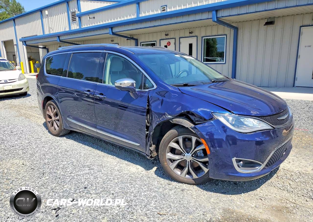 2017 Chrysler Pacifica Limited VIN:2C4RC1GG5HR727269 - 4