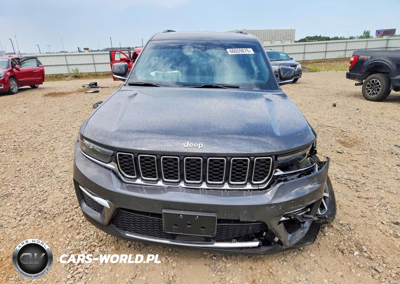 2025 Jeep Grand Cherokee Limited VIN:1C4RJHBG4SC284652 - 5