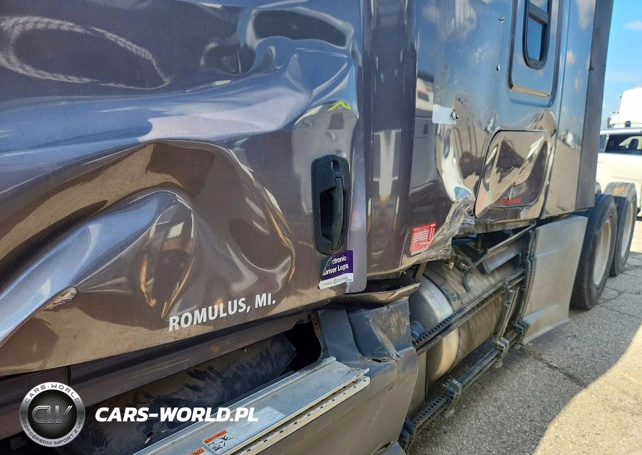 2019 Freightliner Cascadia 126 Semi Truck VIN:3AKJHHDR9KSKF4952 - 13