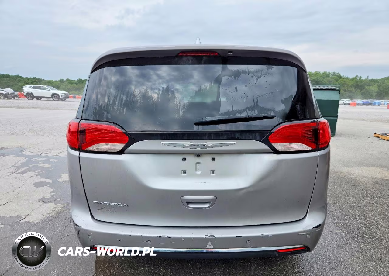 2017 Chrysler Pacifica Touring L VIN:2C4RC1BG0HR598994 - 6