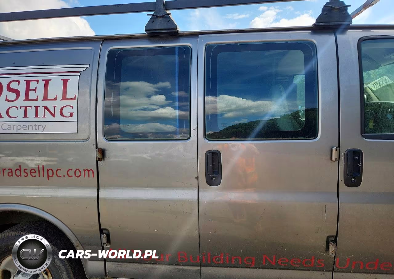 2008 Chev Express VIN:1GCGG256881166582 - 11