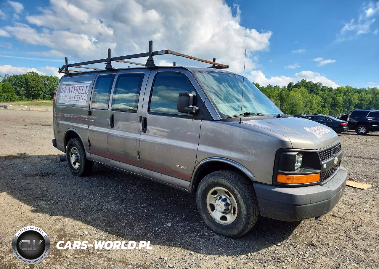 2008 Chev Express VIN:1GCGG256881166582 - 4