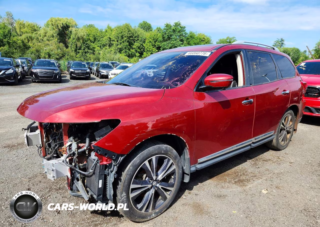 2017 Nissan Pathfinder Platinum