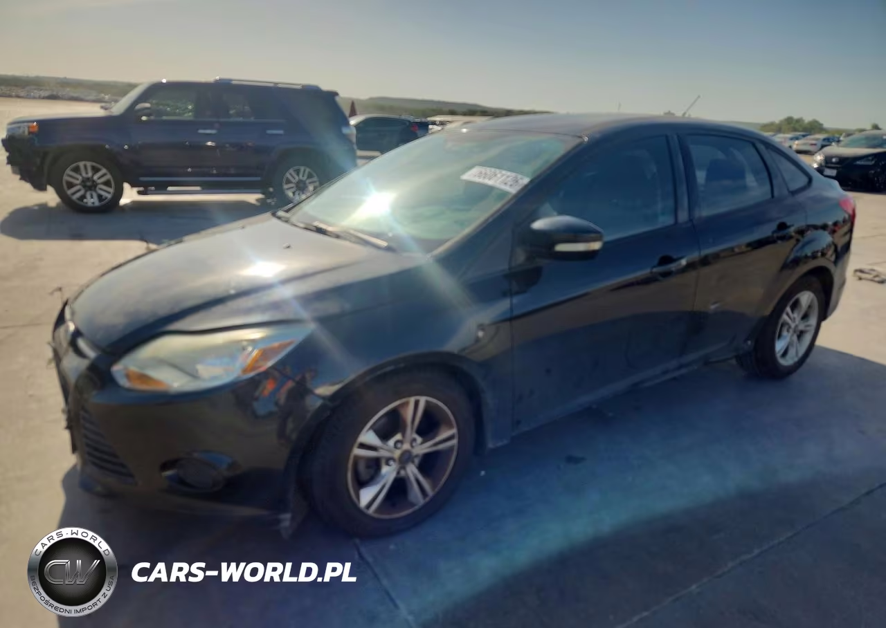 2014 Ford Focus Se VIN:1FADP3F22EL362334 - 1