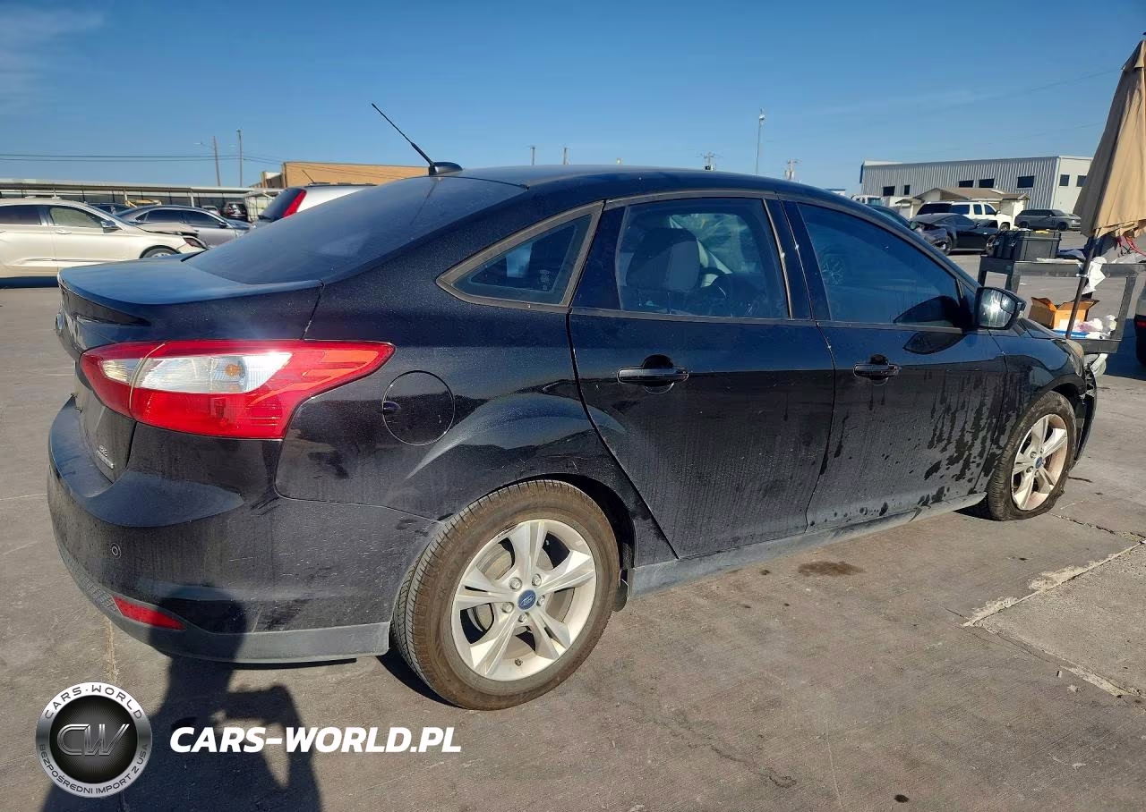 2014 Ford Focus Se VIN:1FADP3F22EL362334 - 3