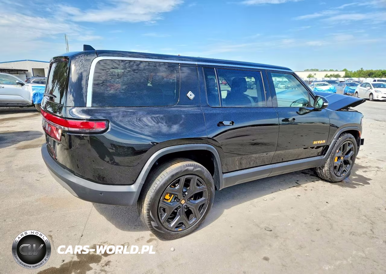 2023 Rivian R1S Adventure VIN:7PDSGABA2PN026301 - 3