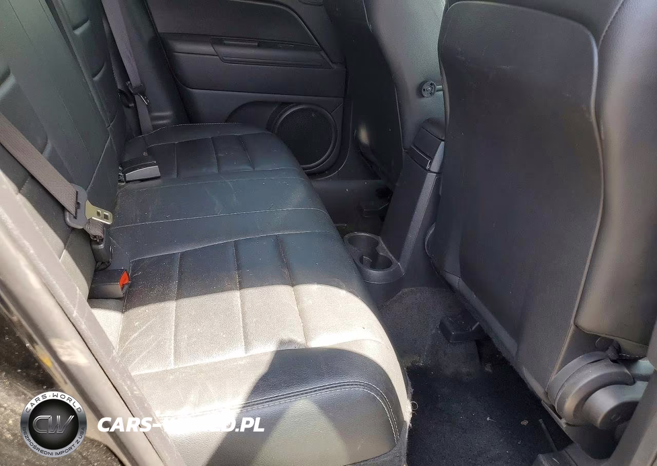 2017 Jeep Patriot Latitude VIN:1C4NJRFBXHD180804 - 10