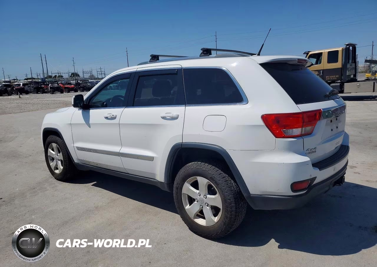 2013 Jeep Grand Cherokee Laredo VIN:1C4RJFAG1DC580561 - 2