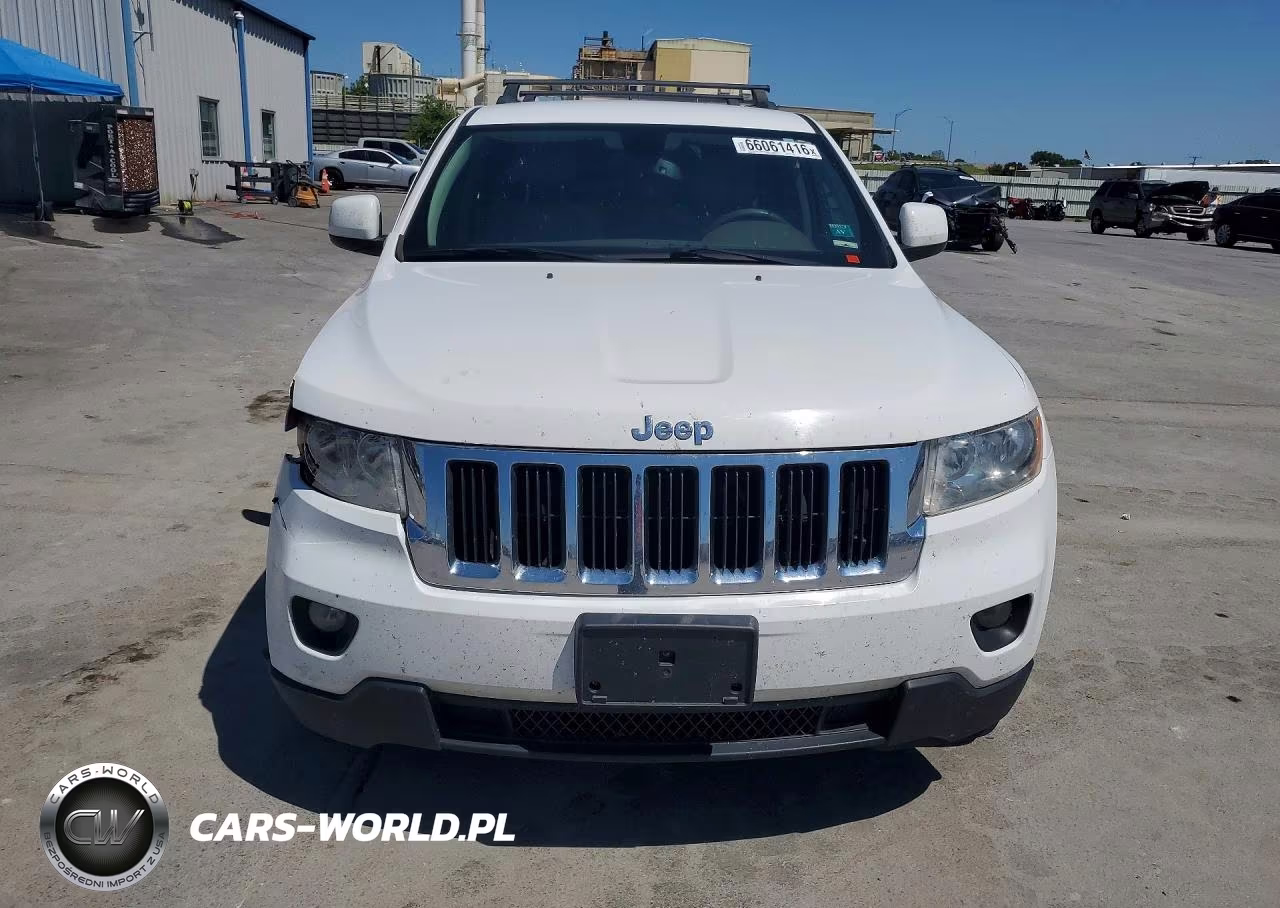 2013 Jeep Grand Cherokee Laredo VIN:1C4RJFAG1DC580561 - 5