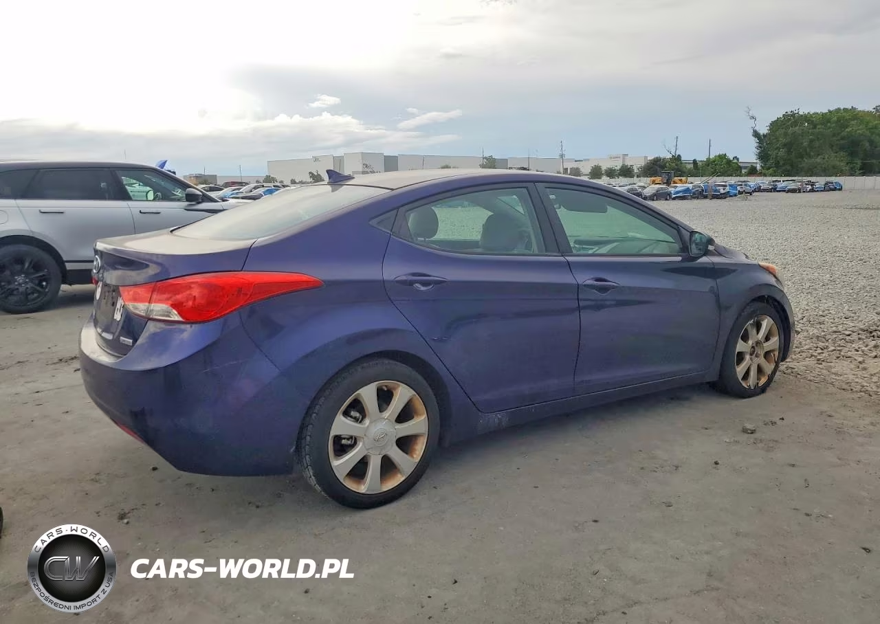 2013 Hyundai Elantra Limited VIN:5NPDH4AE9DH384493 - 3