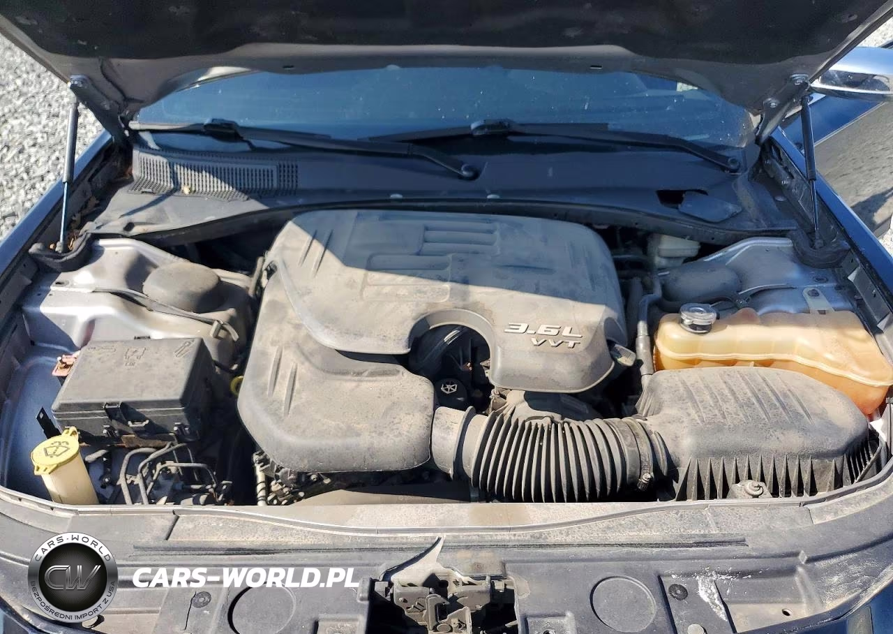2014 Chrysler 300C VIN:2C3CCAEG8EH164376 - 11