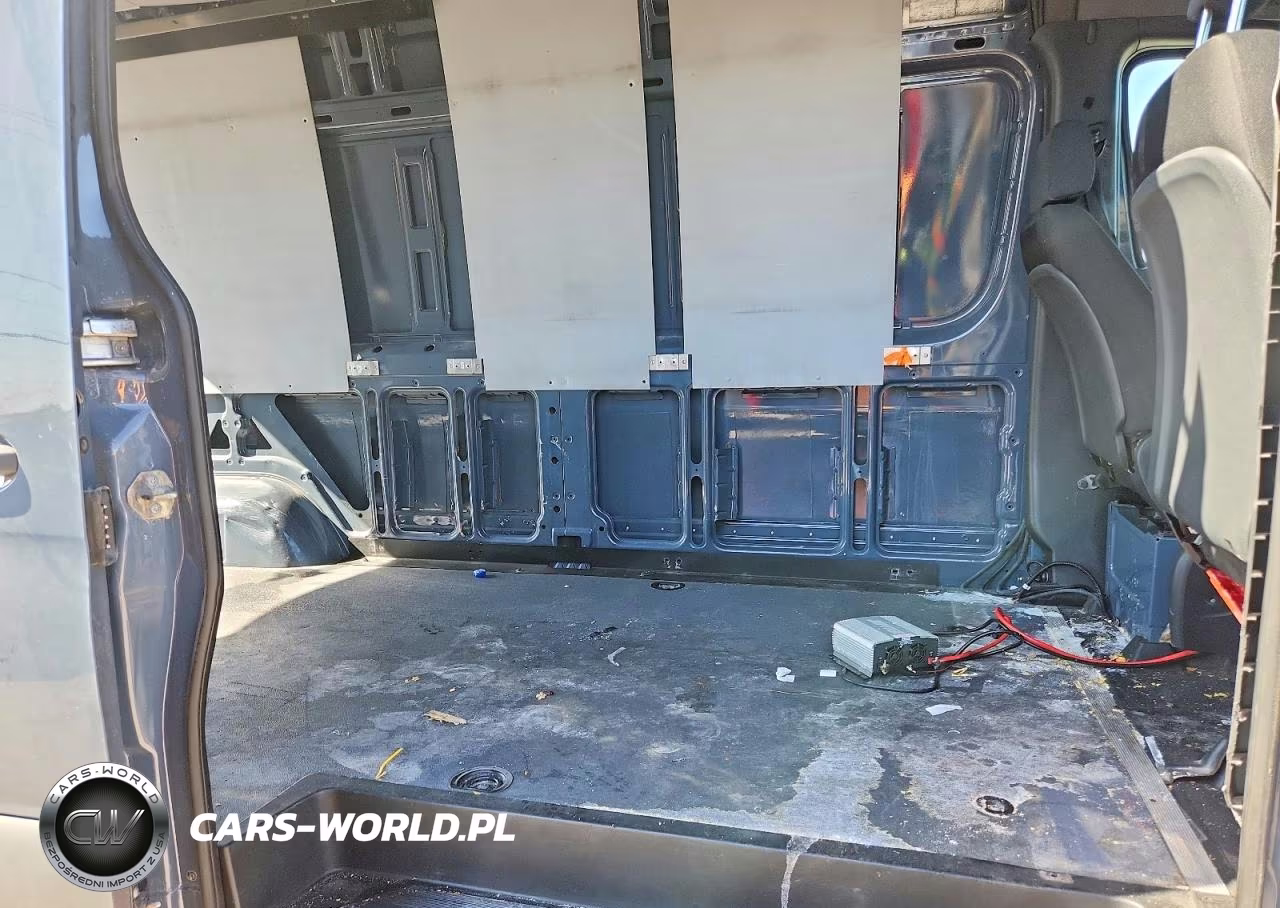 2019 Mercedes-Benz Sprinter Delivery Van VIN:WD4PF1CD4KP123737 - 10