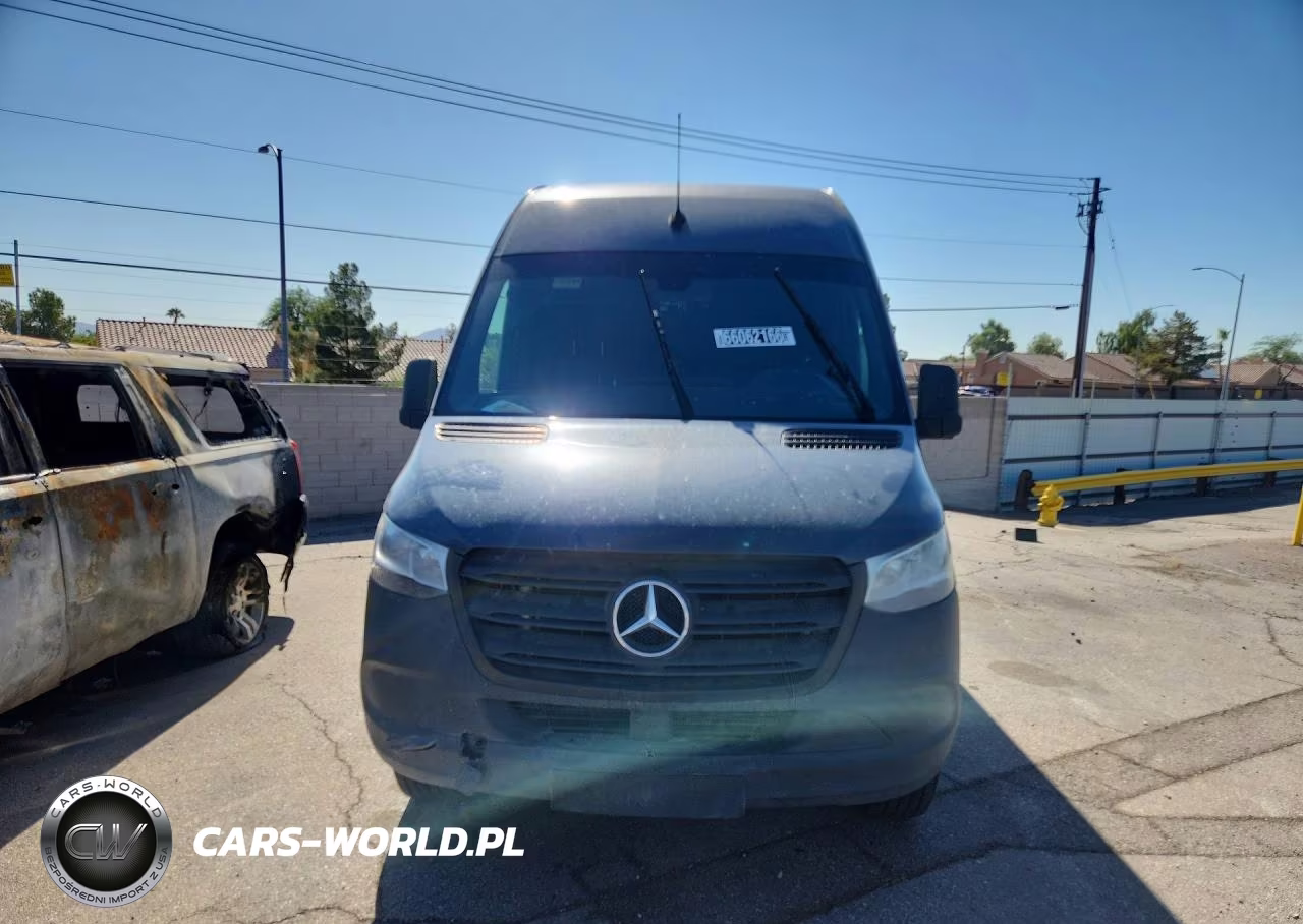 2019 Mercedes-Benz Sprinter Delivery Van VIN:WD4PF1CD4KP123737 - 5