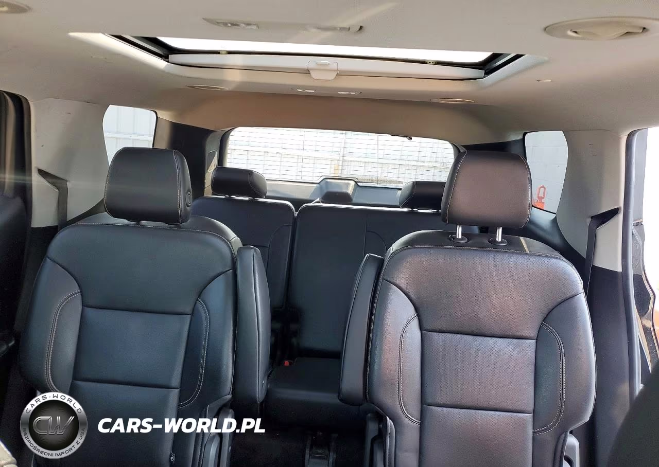 2018 Chevrolet Traverse Premier VIN:1GNEVJKW6JJ266396 - 10