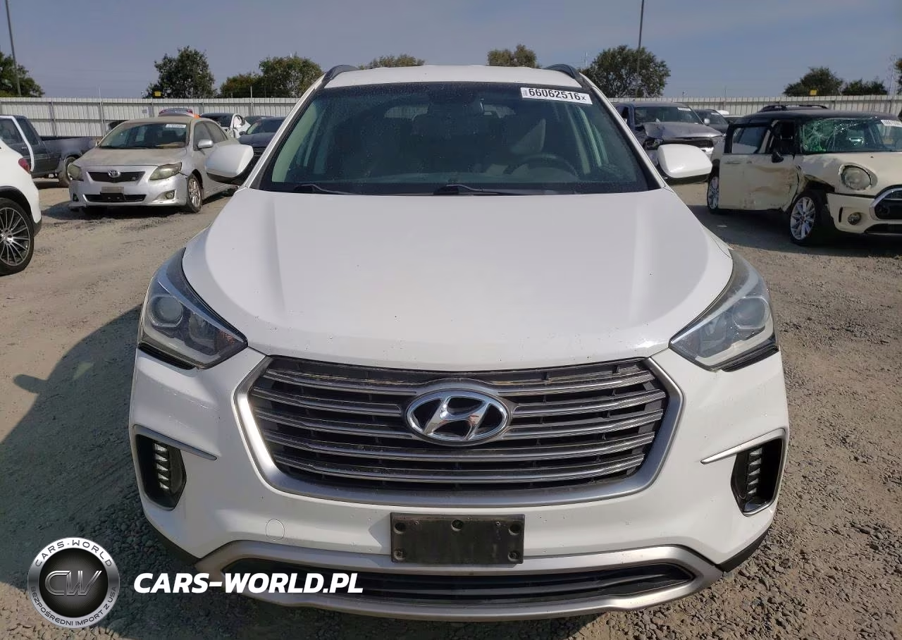 2018 Hyundai Santa Fe Se VIN:KM8SM4HF2JU271810 - 5