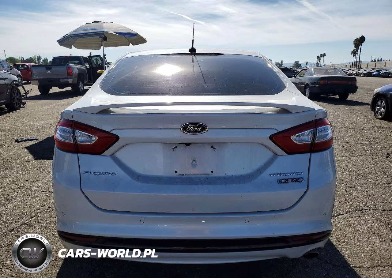 2016 Ford Fusion Titanium Phev VIN:3FA6P0SU5GR157013 - 6