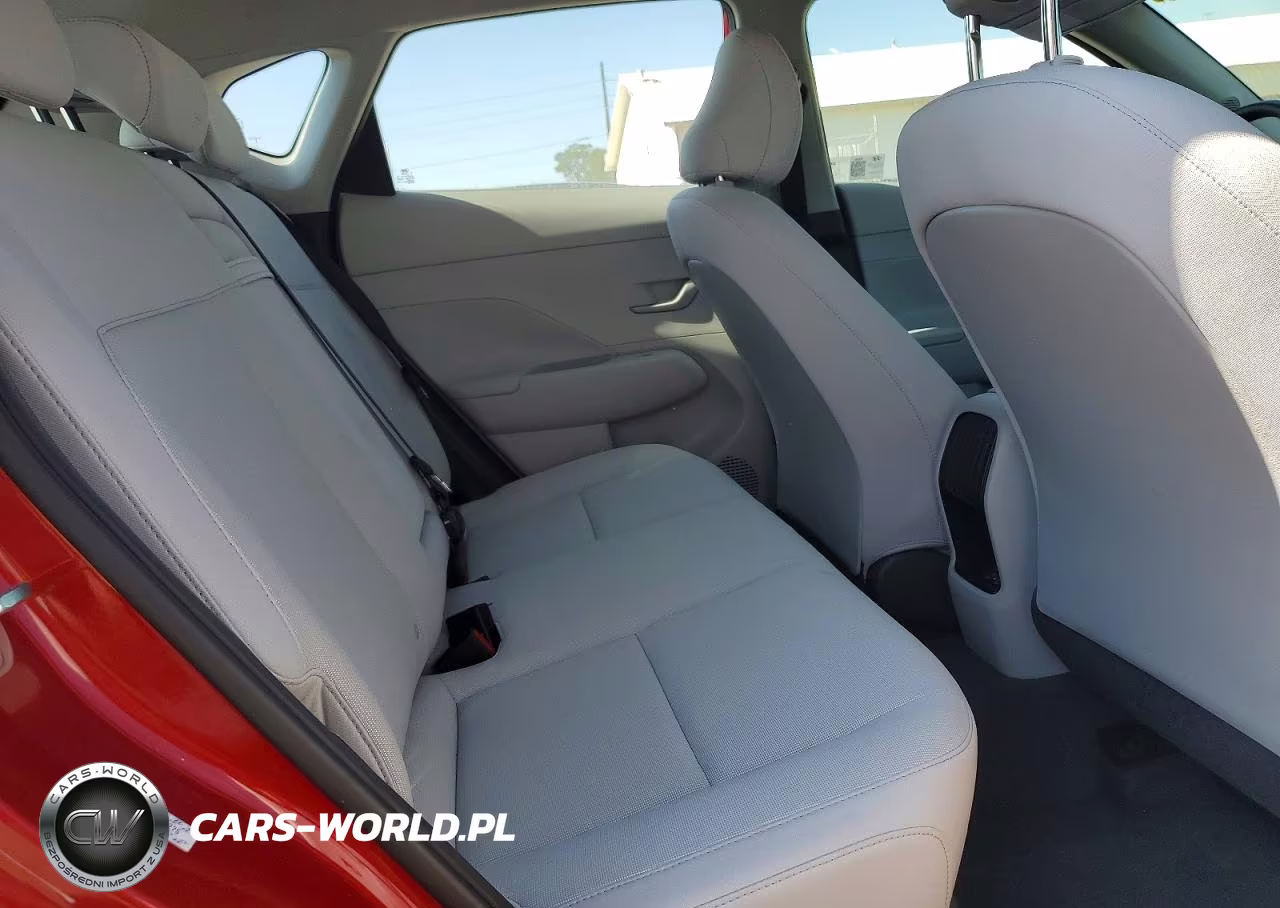 2025 Hyundai Kona Se VIN:KM8HACAB9SU201775 - 11