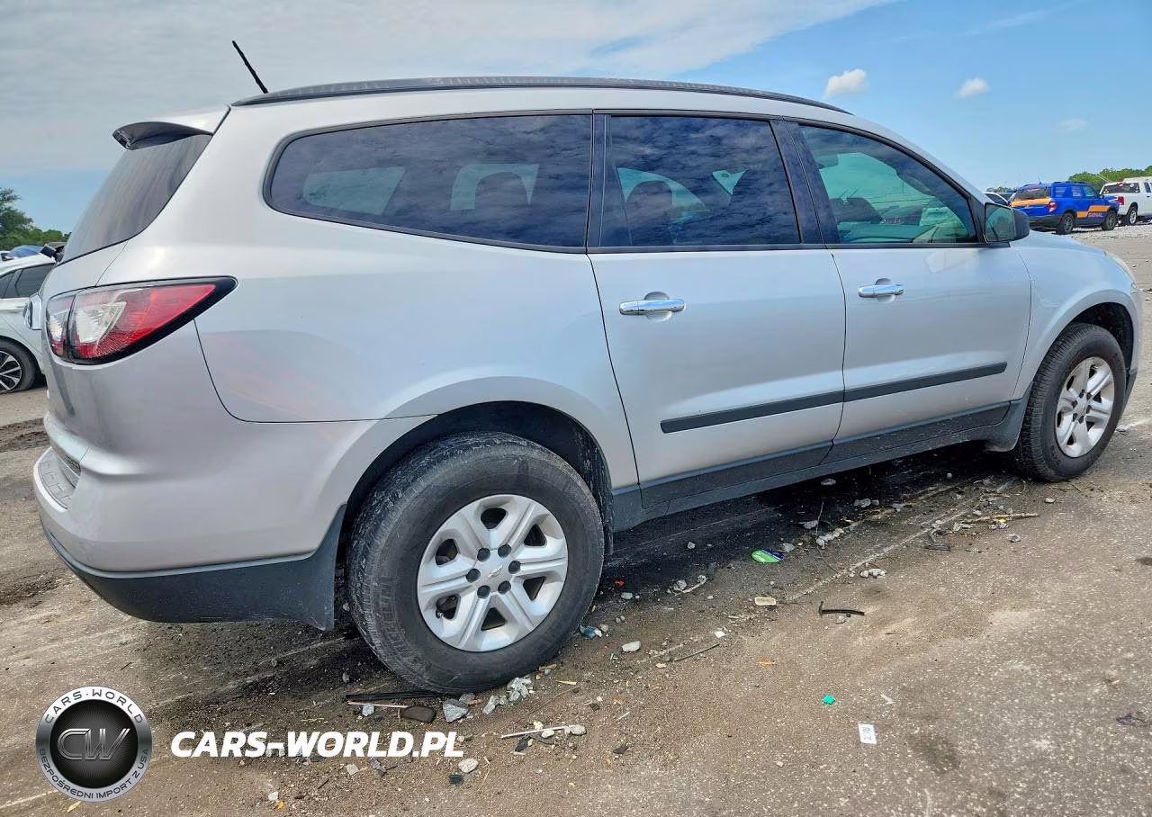 2017 Chevrolet Traverse Ls VIN:1GNKRFED3HJ141719 - 3